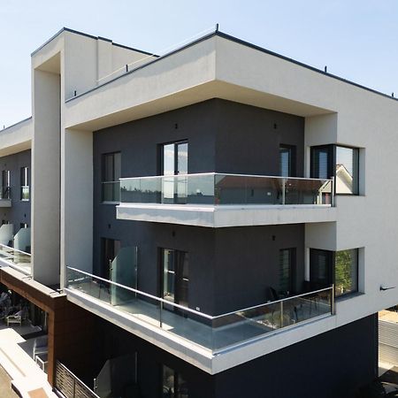 M City Aparthotel Arad Ngoại thất bức ảnh