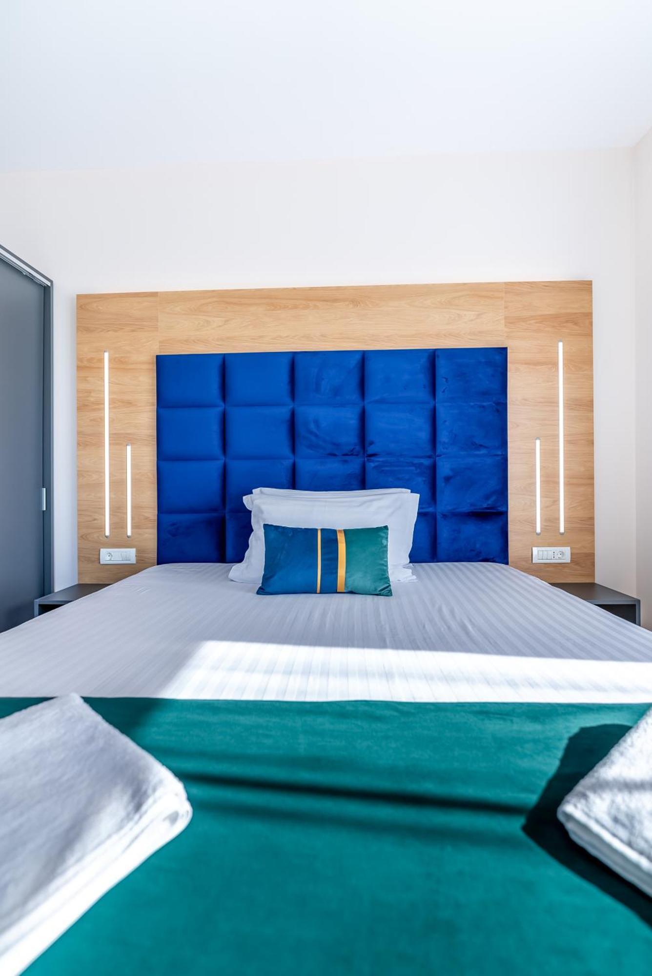 M City Aparthotel Arad Phòng bức ảnh
