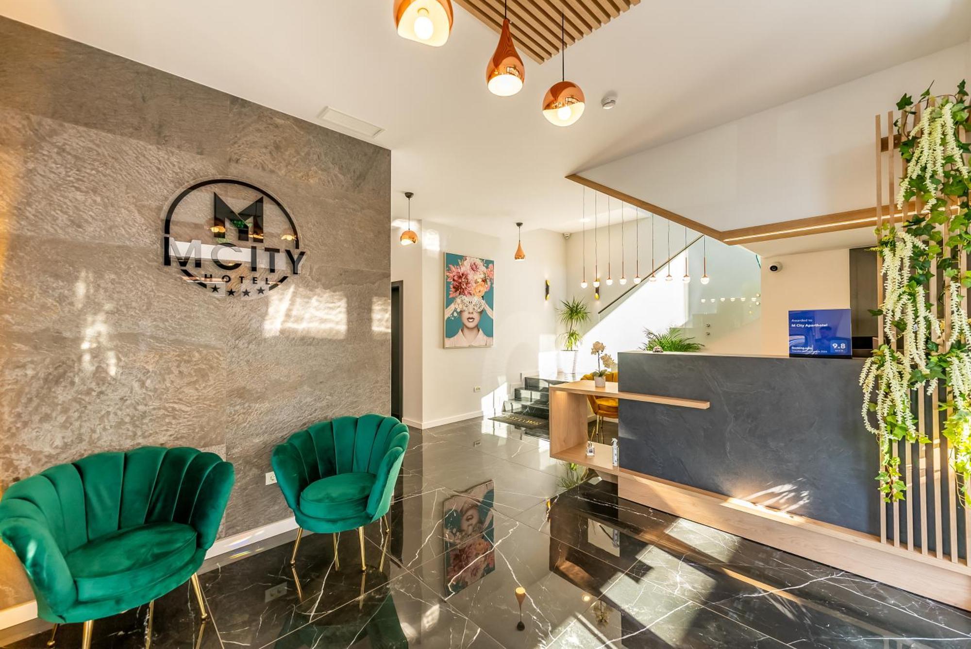 M City Aparthotel Arad Ngoại thất bức ảnh