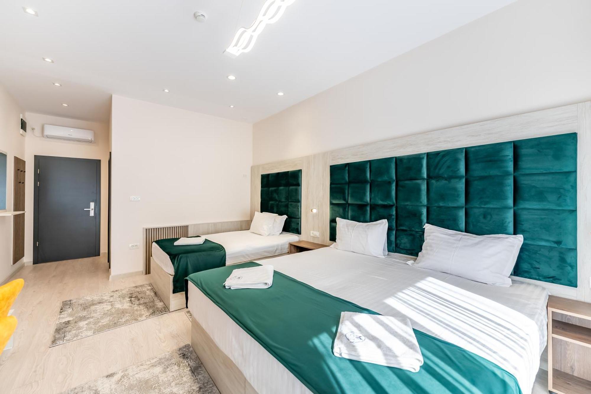 M City Aparthotel Arad Phòng bức ảnh